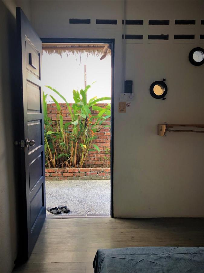 Rembulan Langkawi Guesthouse Pantai Cenang  Eksteriør billede